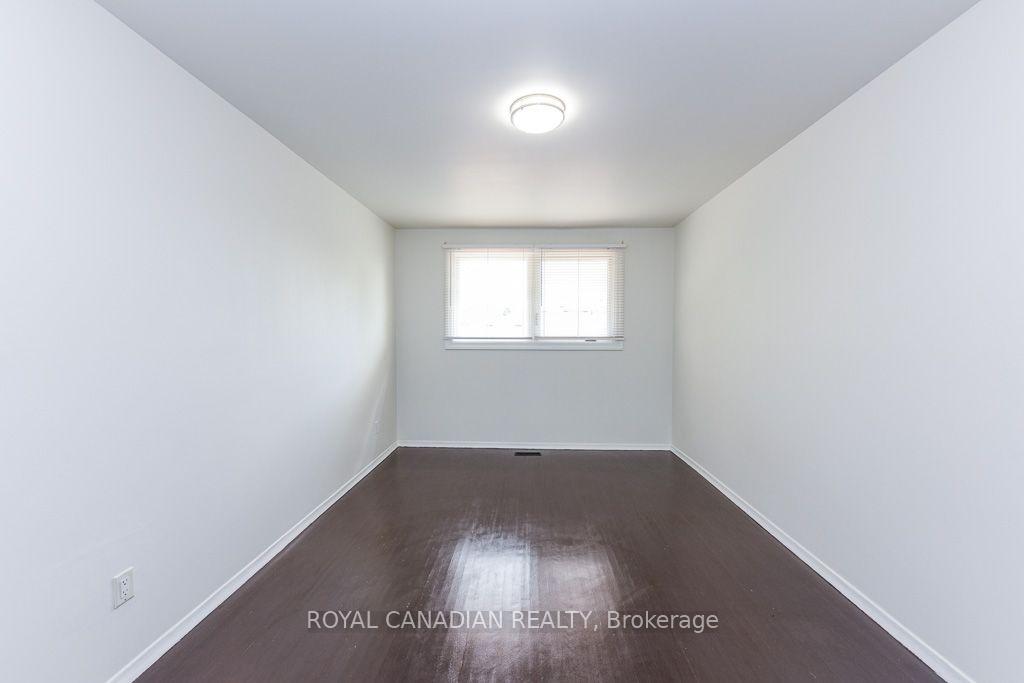 Photo 26 of 7700 Kittridge Drive, Mississauga, Malton — HOMEH