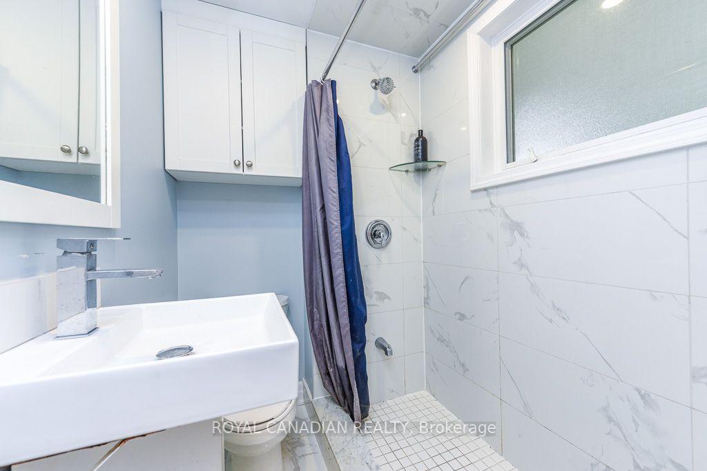 Photo 43 of 7700 Kittridge Drive, Mississauga, Malton — HOMEH