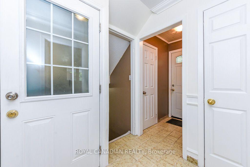 Photo 44 of 7700 Kittridge Drive, Mississauga, Malton — HOMEH