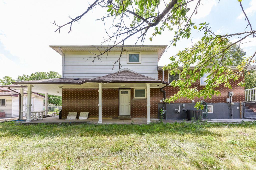 Photo 48 of 7700 Kittridge Drive, Mississauga, Malton — HOMEH