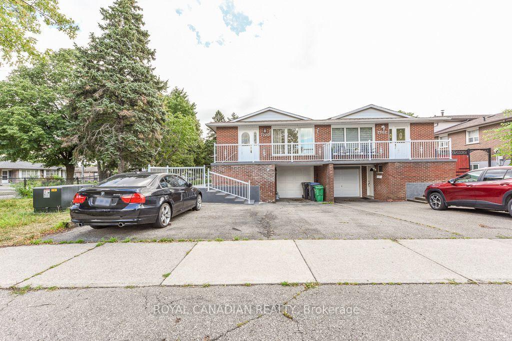 Photo 2 of 7700 Kittridge Drive, Mississauga, Malton — HOMEH