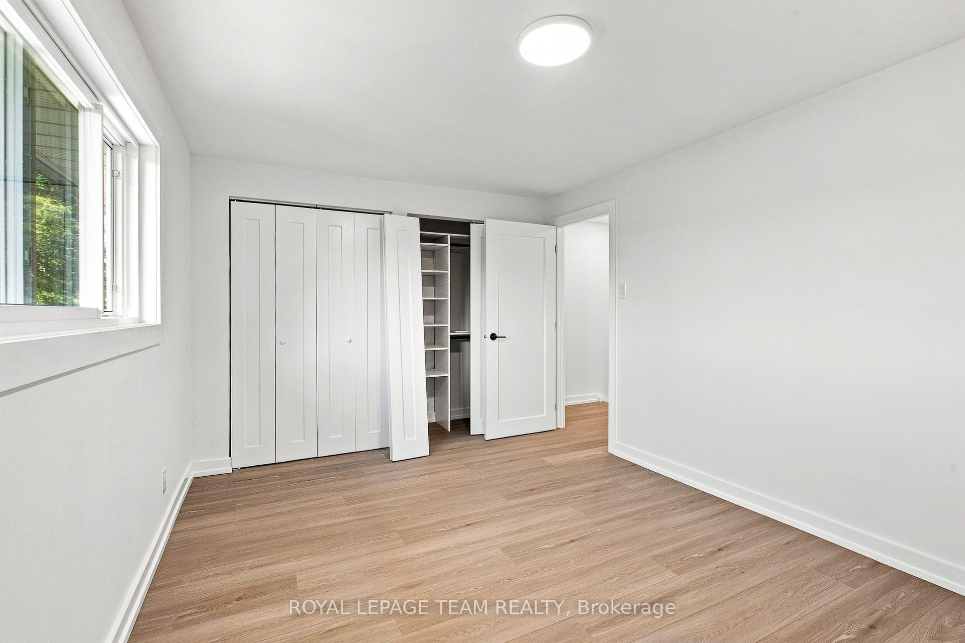 Photo 23 of 1001 Meadowlands Drive, Ottawa, Carleton Square — HOMEH