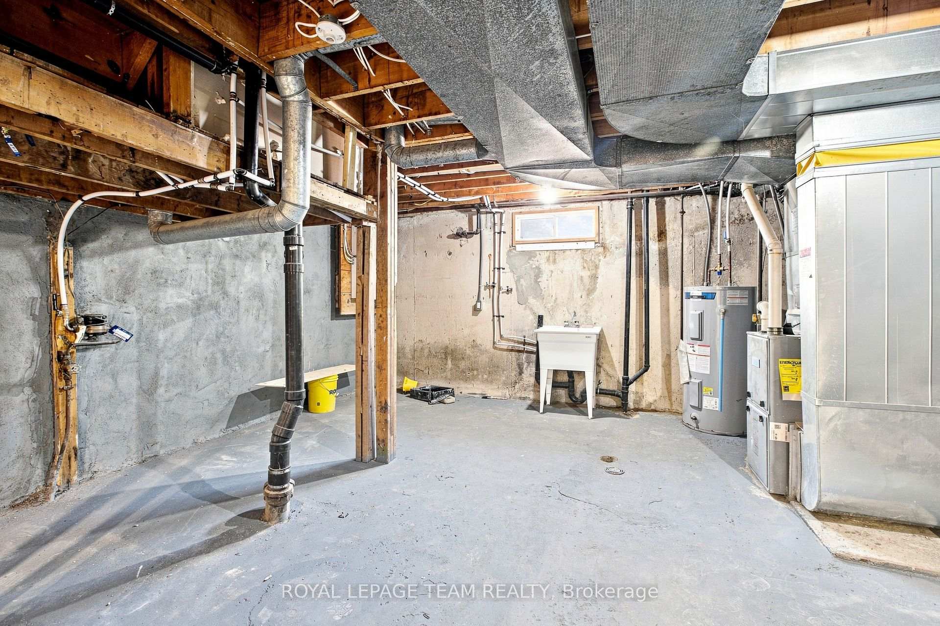 Photo 30 of 1001 Meadowlands Drive, Ottawa, Carleton Square — HOMEH