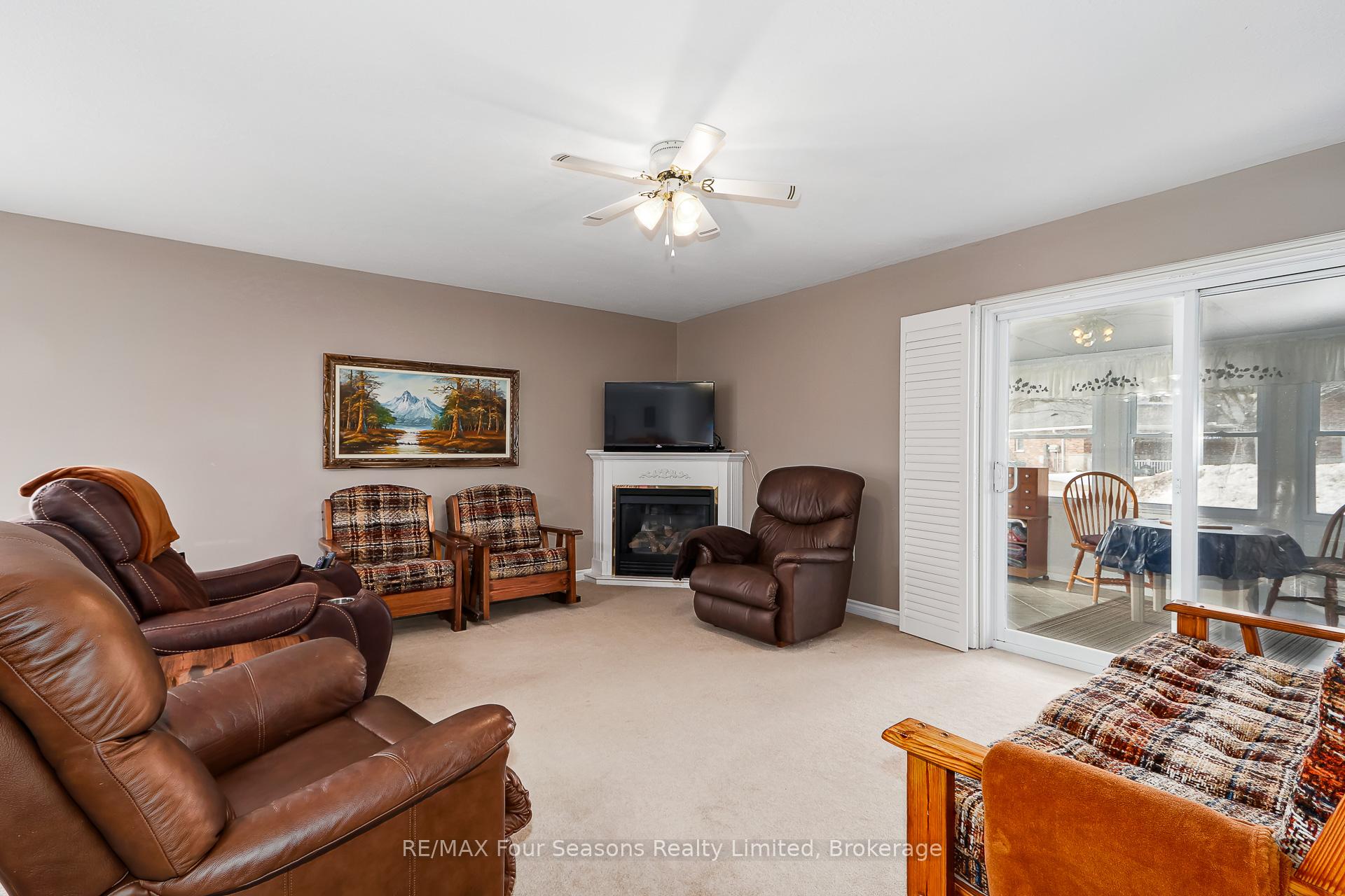 Photo 13 of Unit 49, 275 Huron Street, Clearview, Stayner — HOMEH