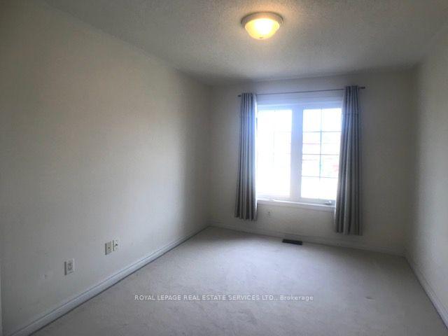 Photo 8 of 11 Calm Waters Crescent, Brampton, Madoc — HOMEH