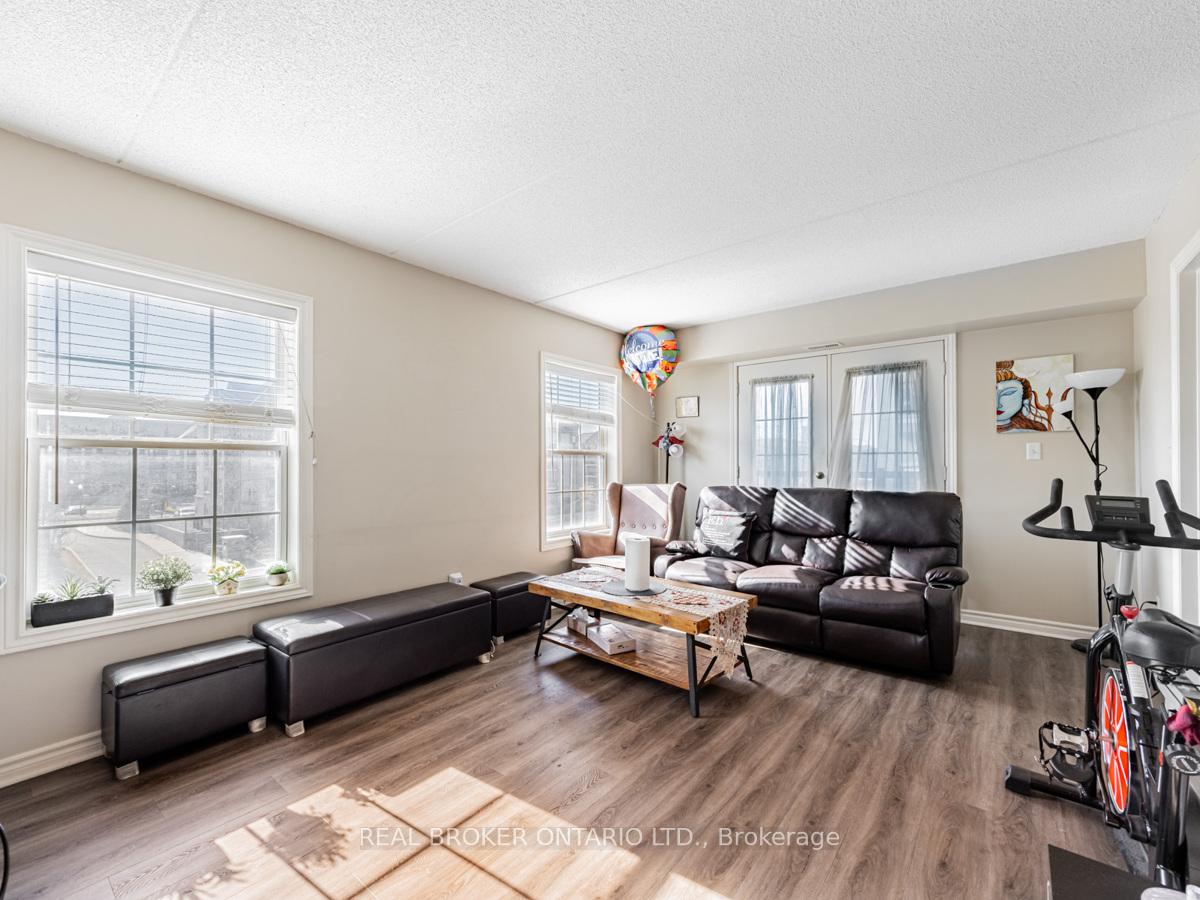Photo 6 of Unit 314, 1491 Maple Avenue, Milton, Dempsey — HOMEH
