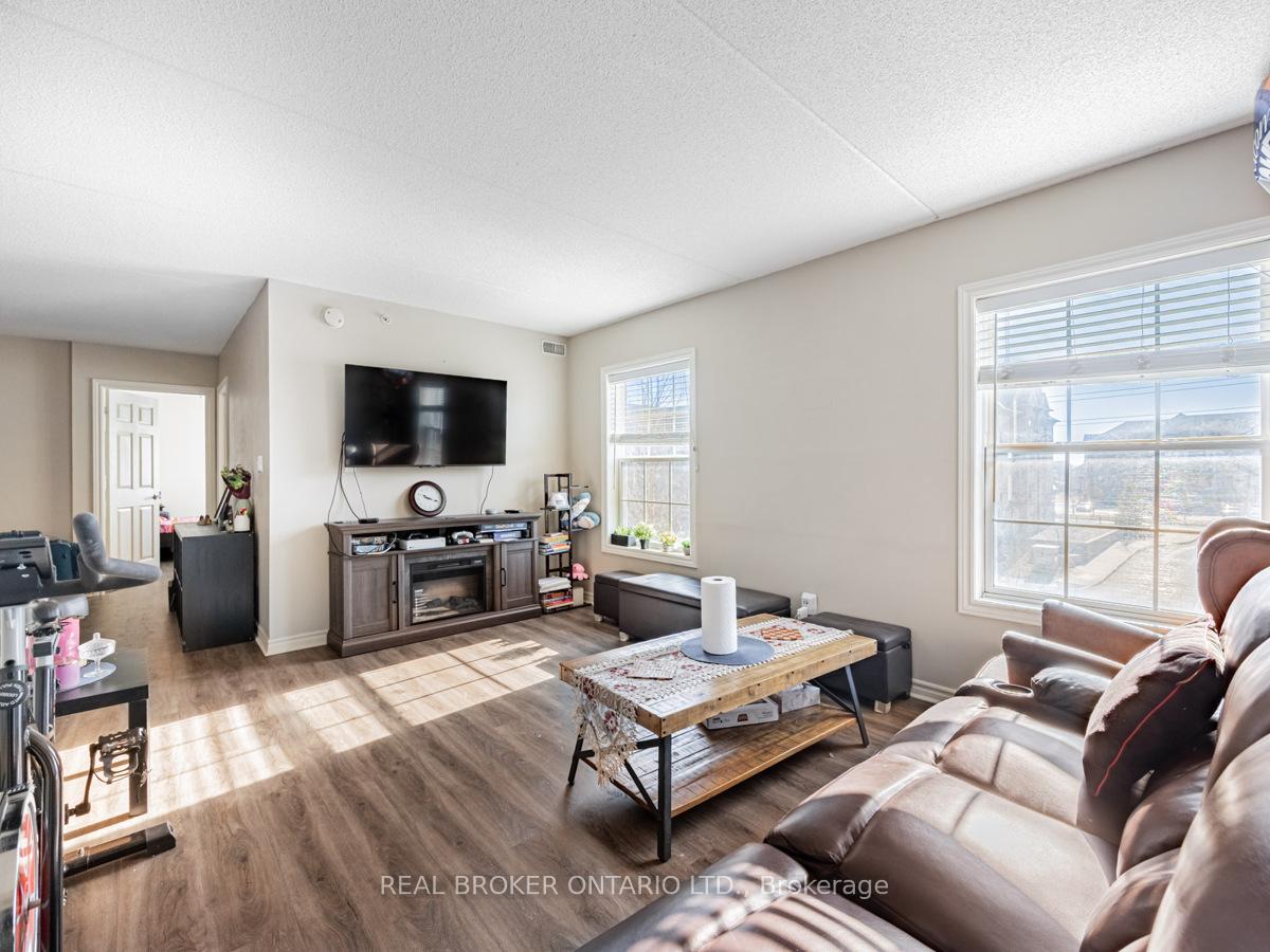 Photo 7 of Unit 314, 1491 Maple Avenue, Milton, Dempsey — HOMEH