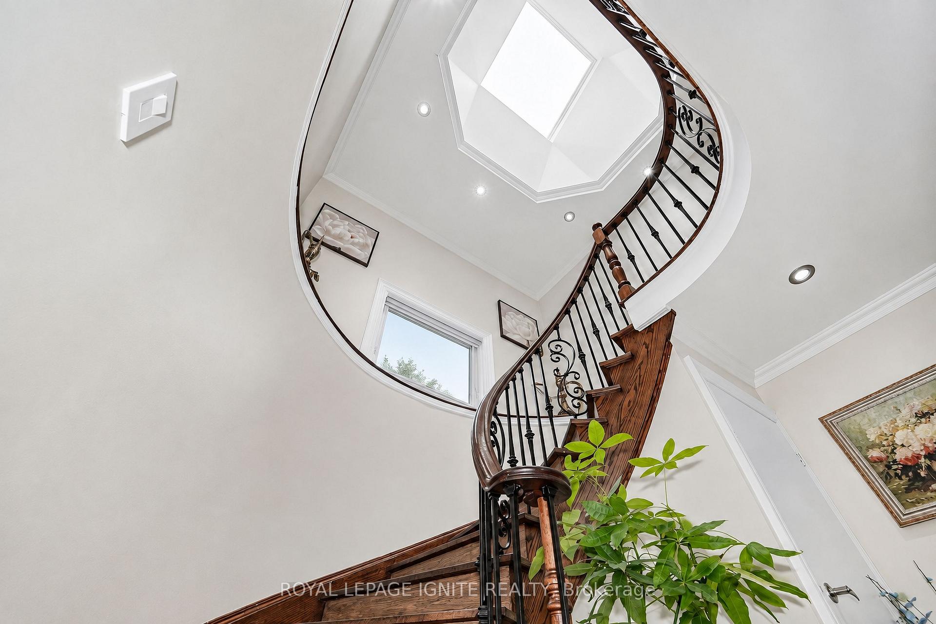Photo 33 of 1592 Harrowsmith Court N, Pickering, Brock Ridge — HOMEH