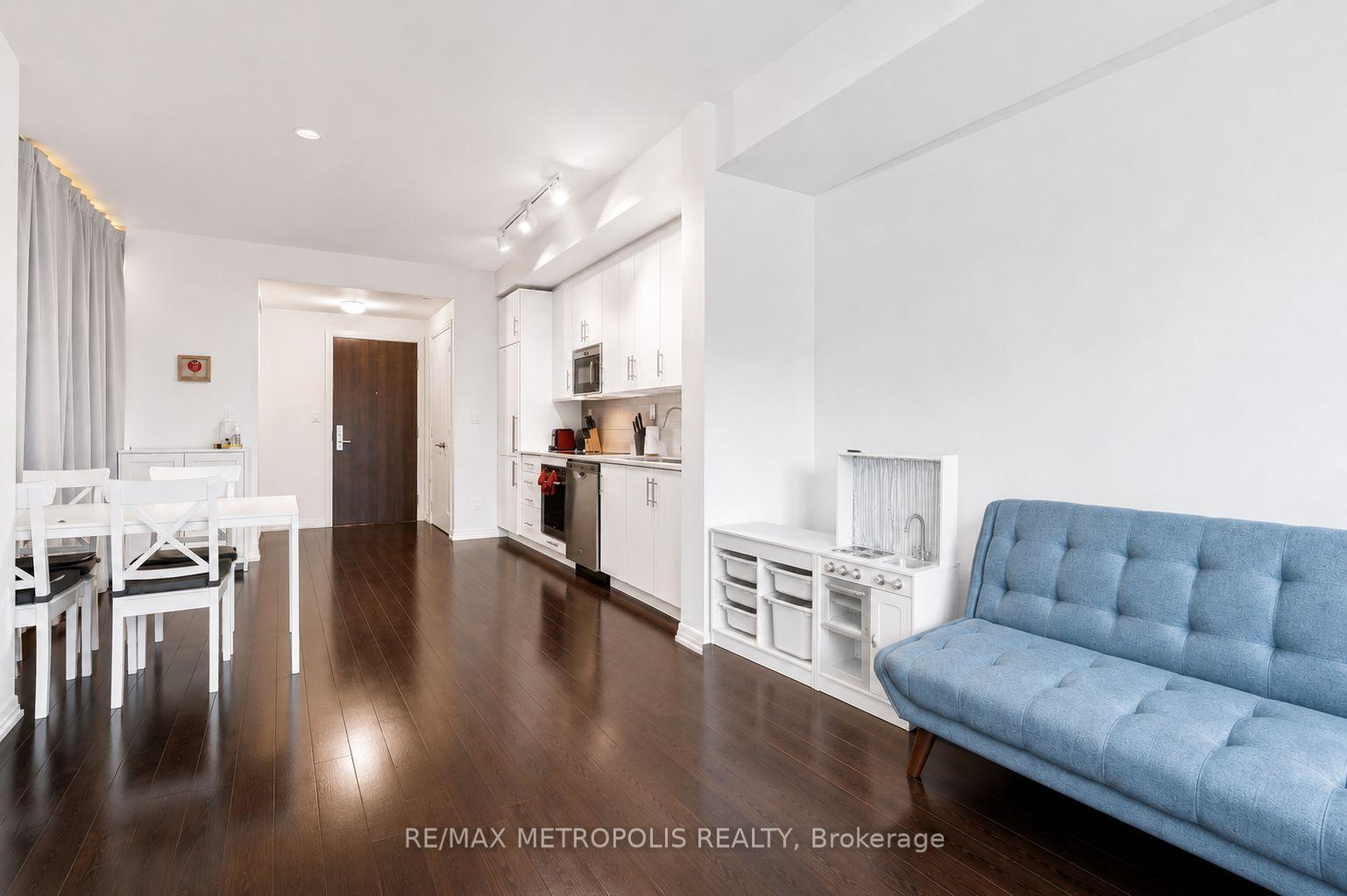 Photo 5 of Unit 520, 460 Adelaide Street E, Toronto, Moss Park — HOMEH