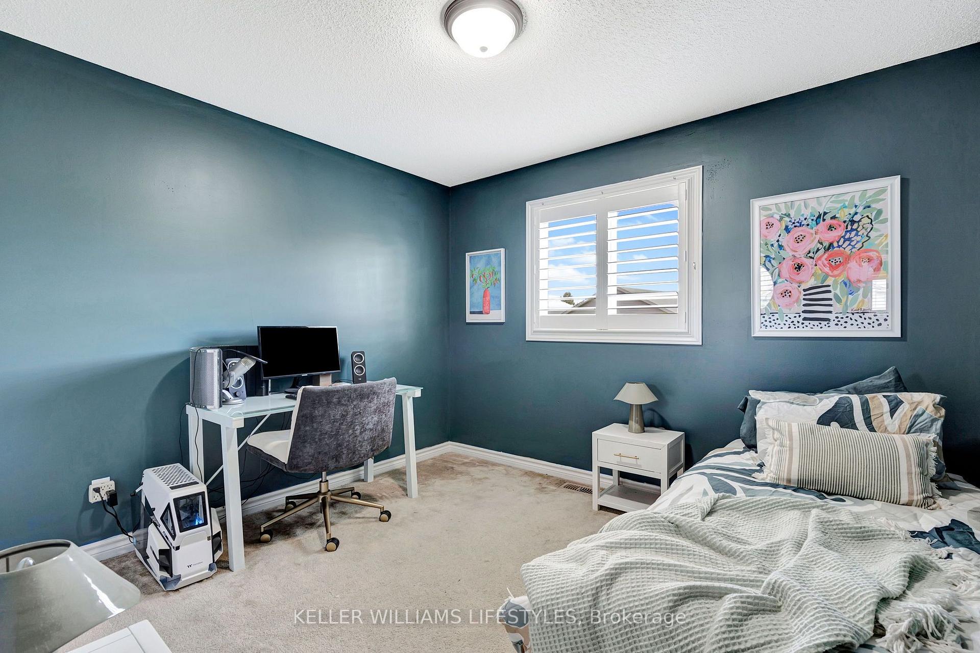 Photo 24 of 1726 Ennismore Crescent, London, North E — HOMEH
