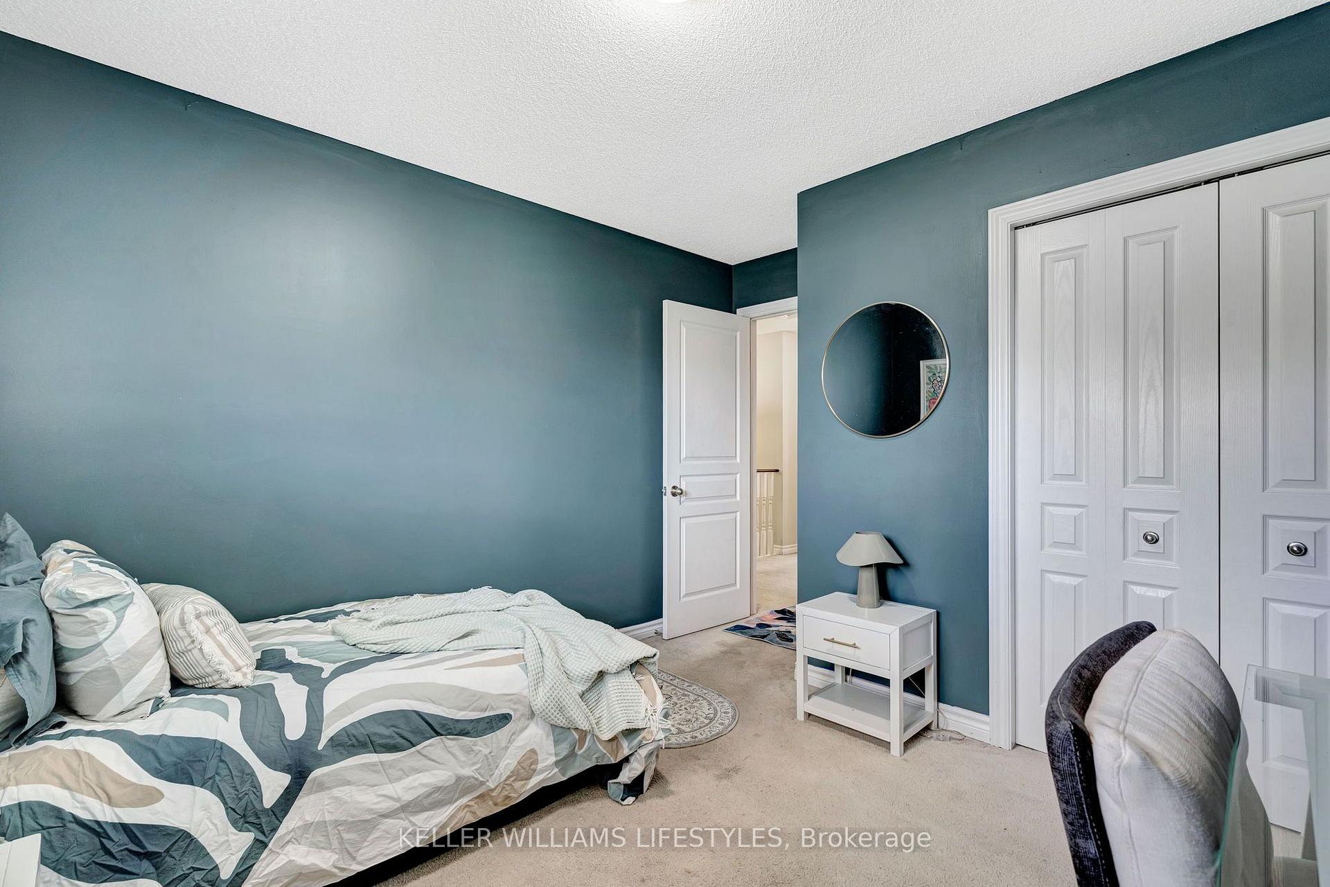 Photo 25 of 1726 Ennismore Crescent, London, North E — HOMEH