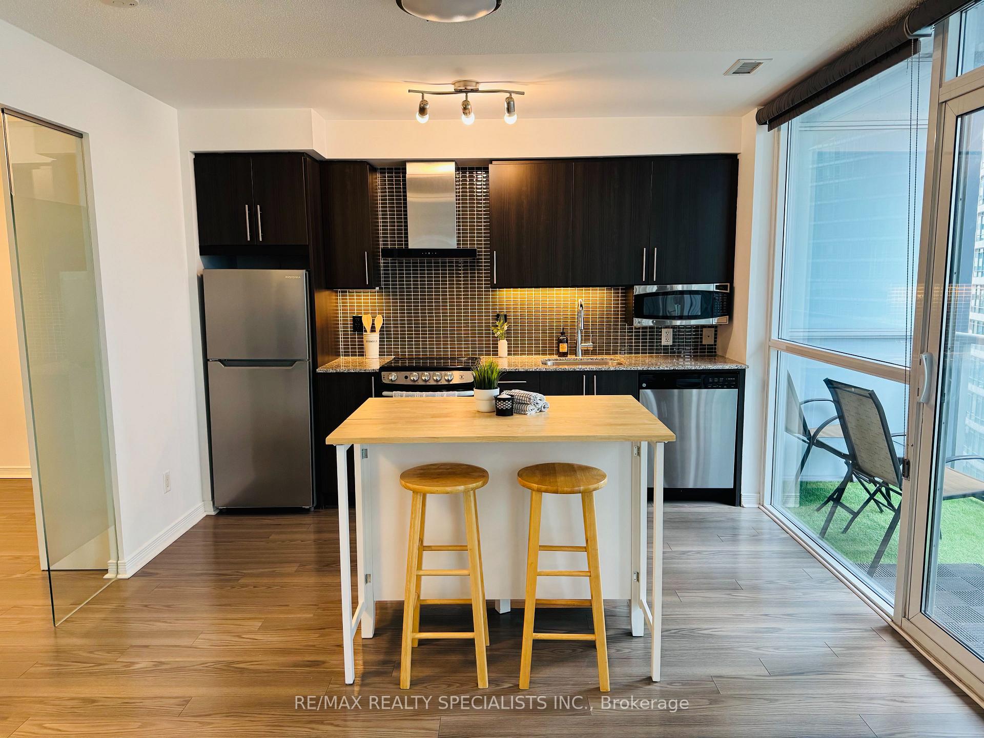 Photo 5 of Unit 1007, 352 Front Street, Toronto, Waterfront Communities — HOMEH