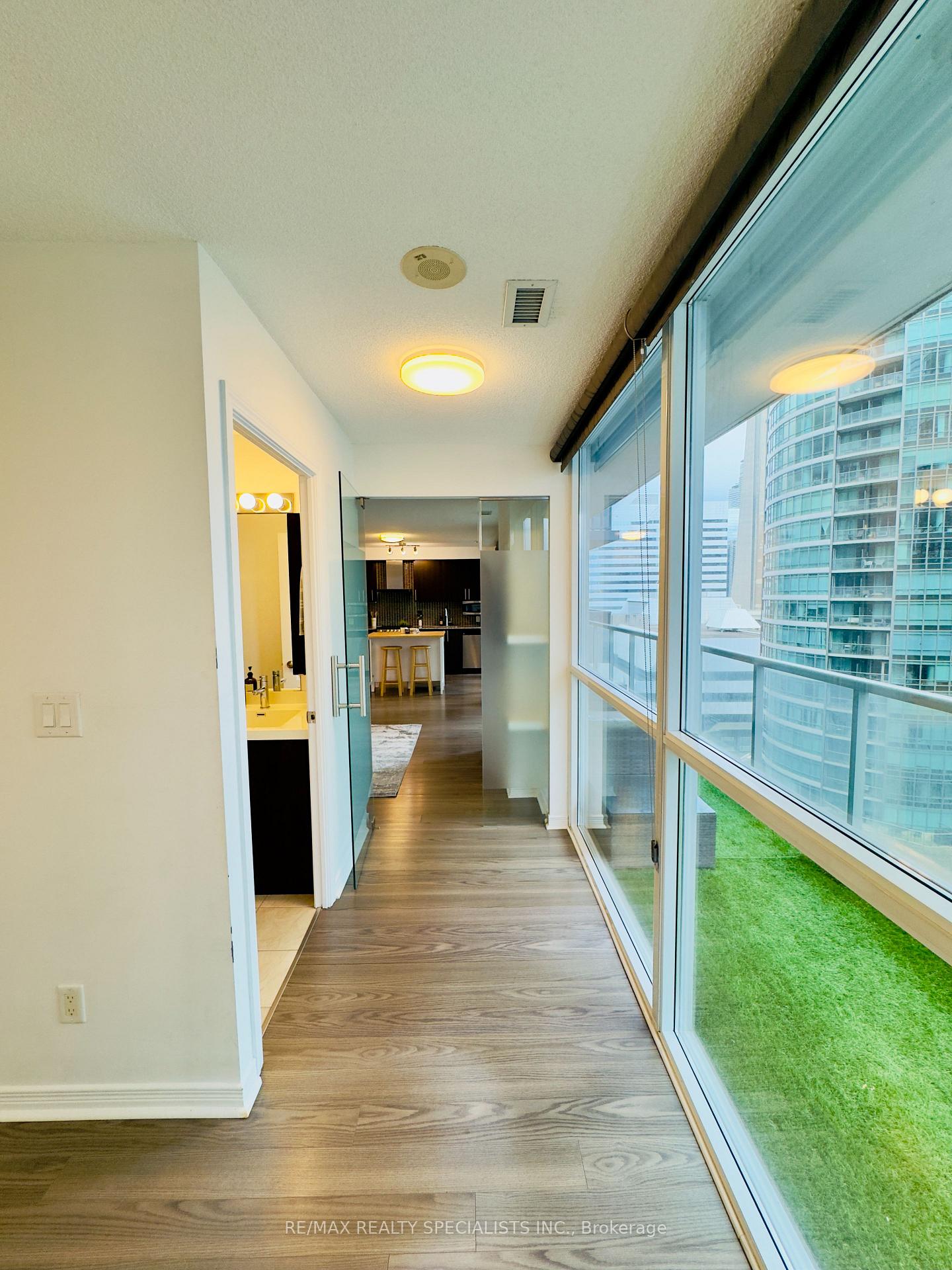 Photo 12 of Unit 1007, 352 Front Street, Toronto, Waterfront Communities — HOMEH