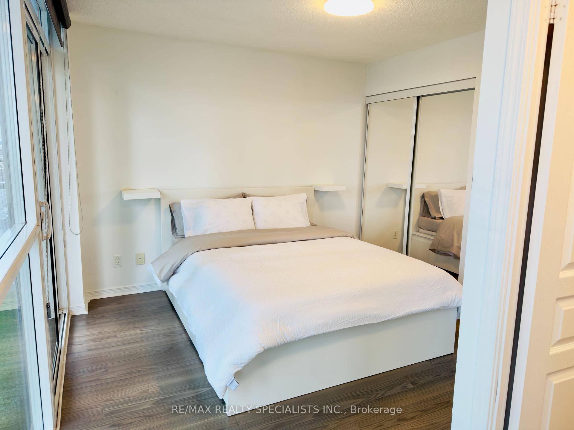 Photo 13 of Unit 1007, 352 Front Street, Toronto, Waterfront Communities — HOMEH