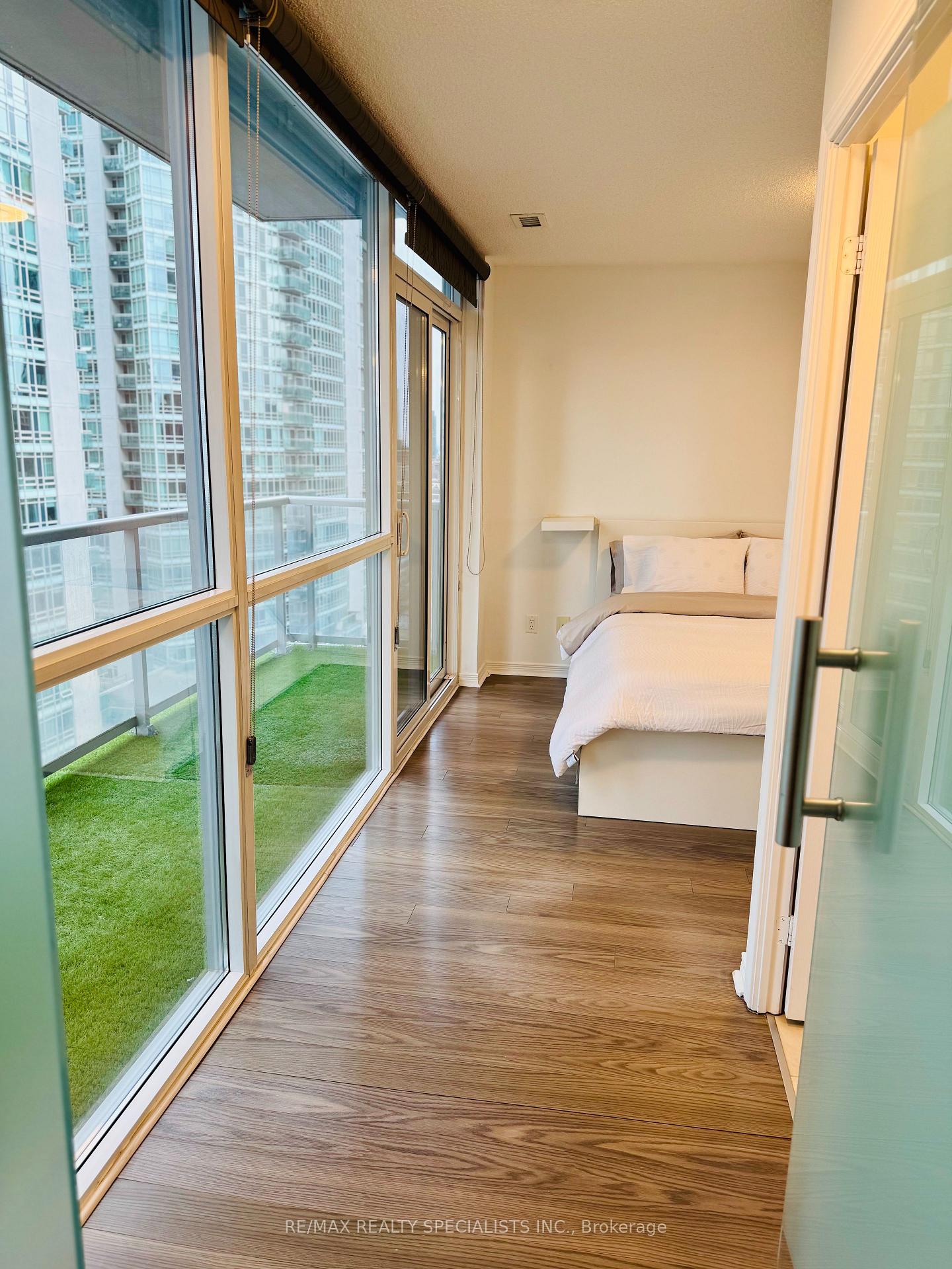 Photo 14 of Unit 1007, 352 Front Street, Toronto, Waterfront Communities — HOMEH