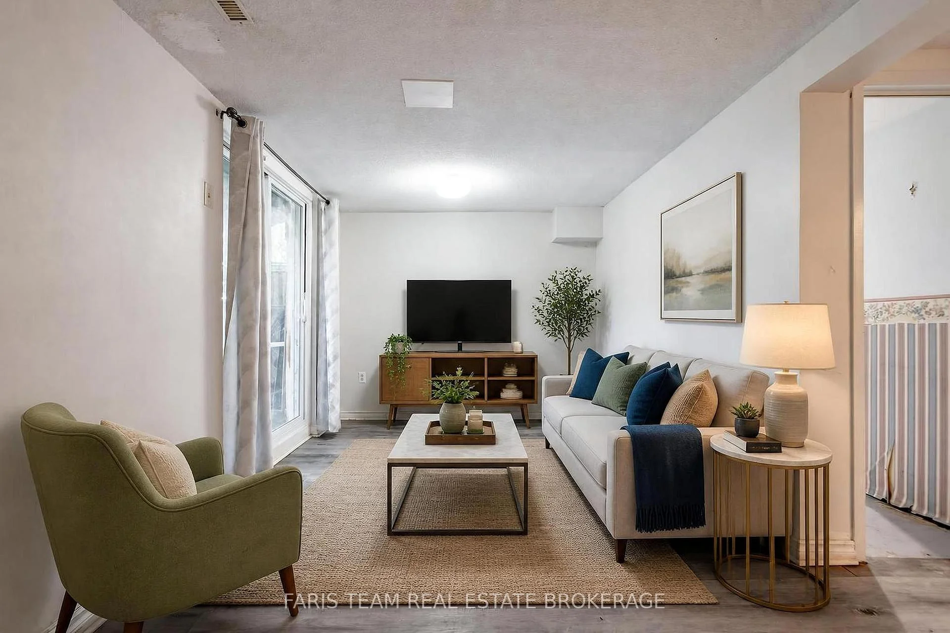 Photo 24 of 58 Chaucer Crescent, Barrie, Letitia Heights — HOMEH
