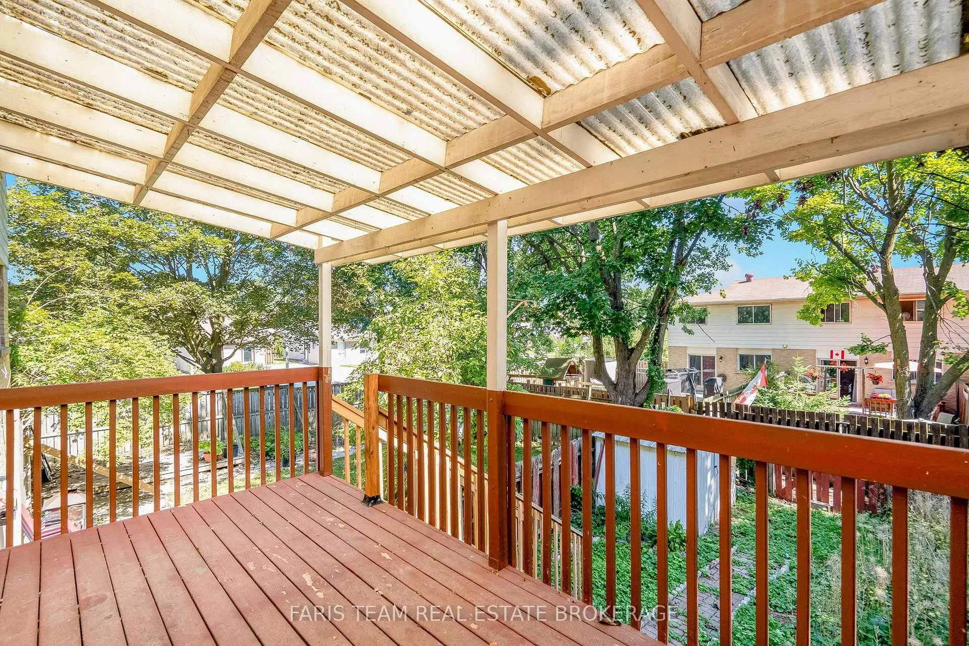 Photo 29 of 58 Chaucer Crescent, Barrie, Letitia Heights — HOMEH