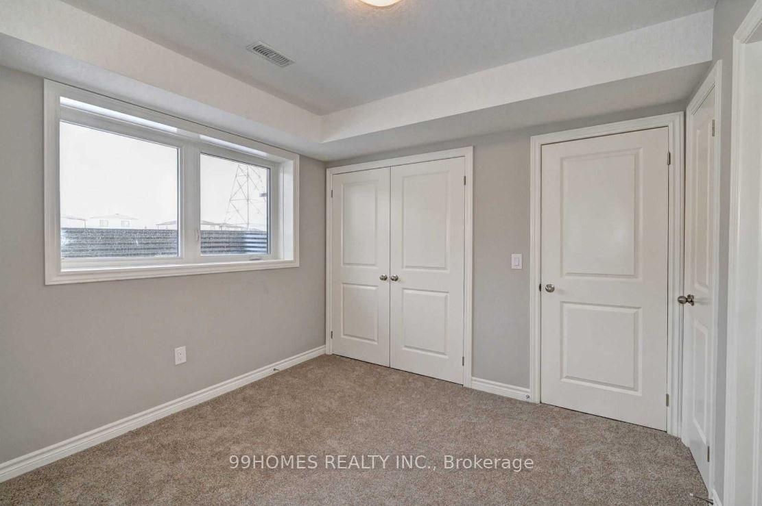 Photo 16 of 249 Chapel Hill Drive, Kitchener, Brigadoon — HOMEH