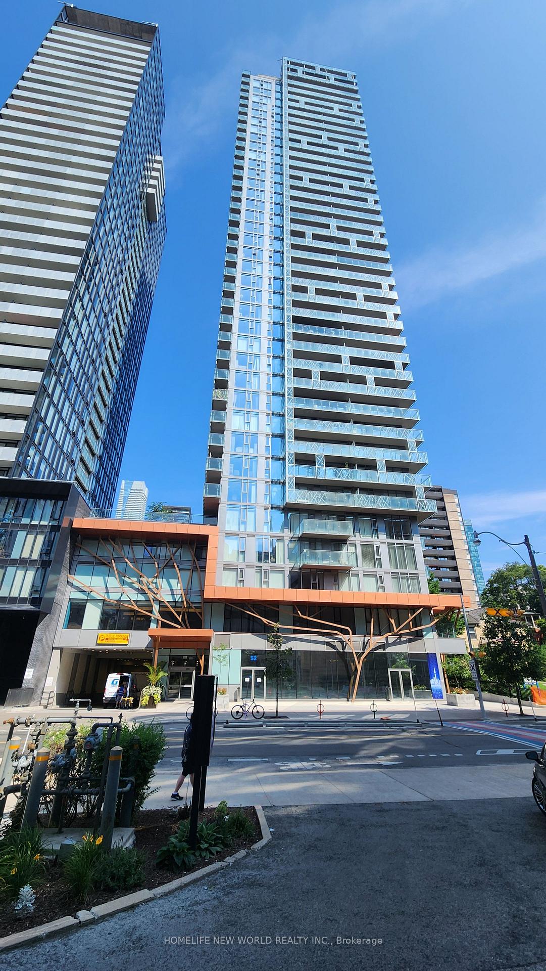 Photo 2 of Unit 906, 50 Wellesley Street E, Toronto, Church-Yonge Corridor — HOMEH