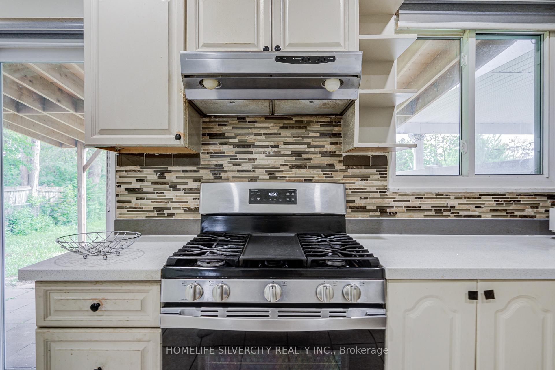Photo 7 of 160 Purvis Crescent, Scarborough, Malvern — HOMEH