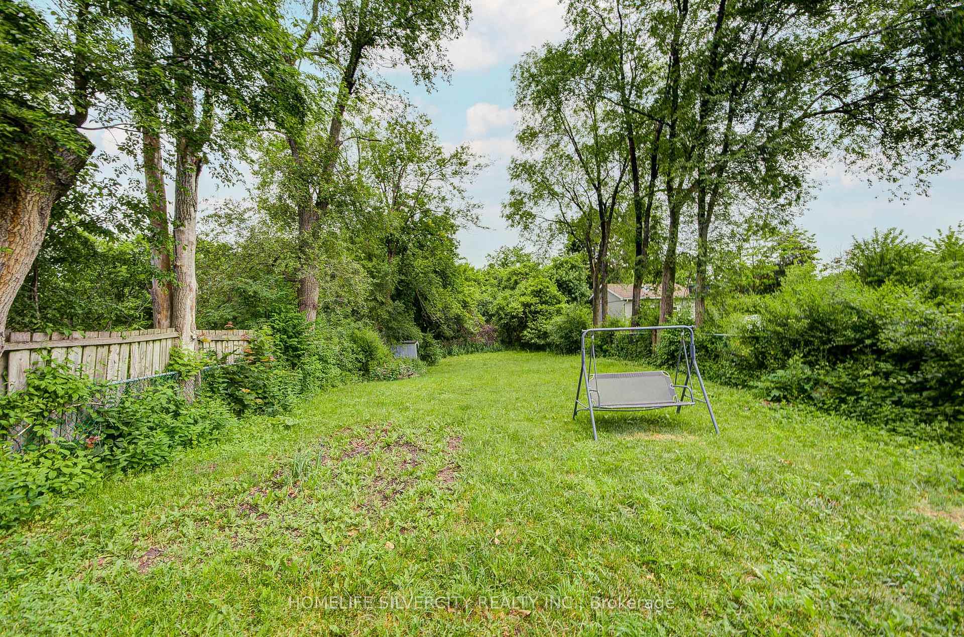 Photo 23 of 160 Purvis Crescent, Scarborough, Malvern — HOMEH