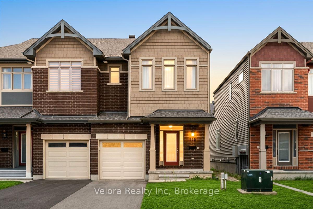 Photo 1 of 125 Overberg Way, Ottawa, Kanata - Emerald Meadows/Trailwest — HOMEH