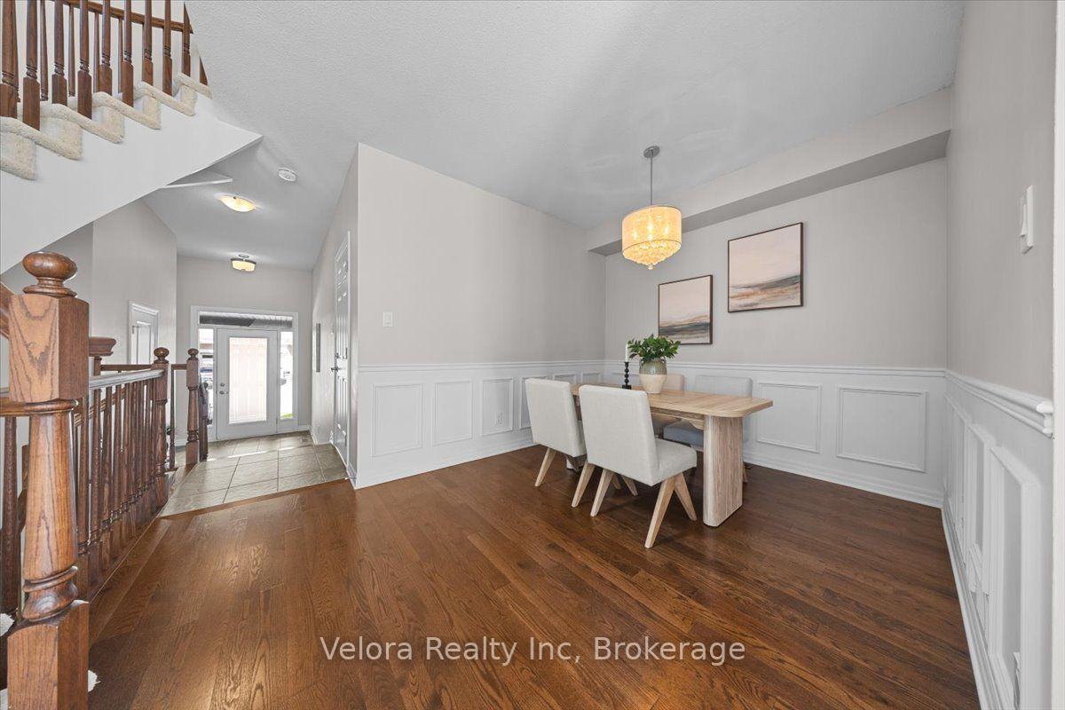 Photo 6 of 125 Overberg Way, Ottawa, Kanata - Emerald Meadows/Trailwest — HOMEH