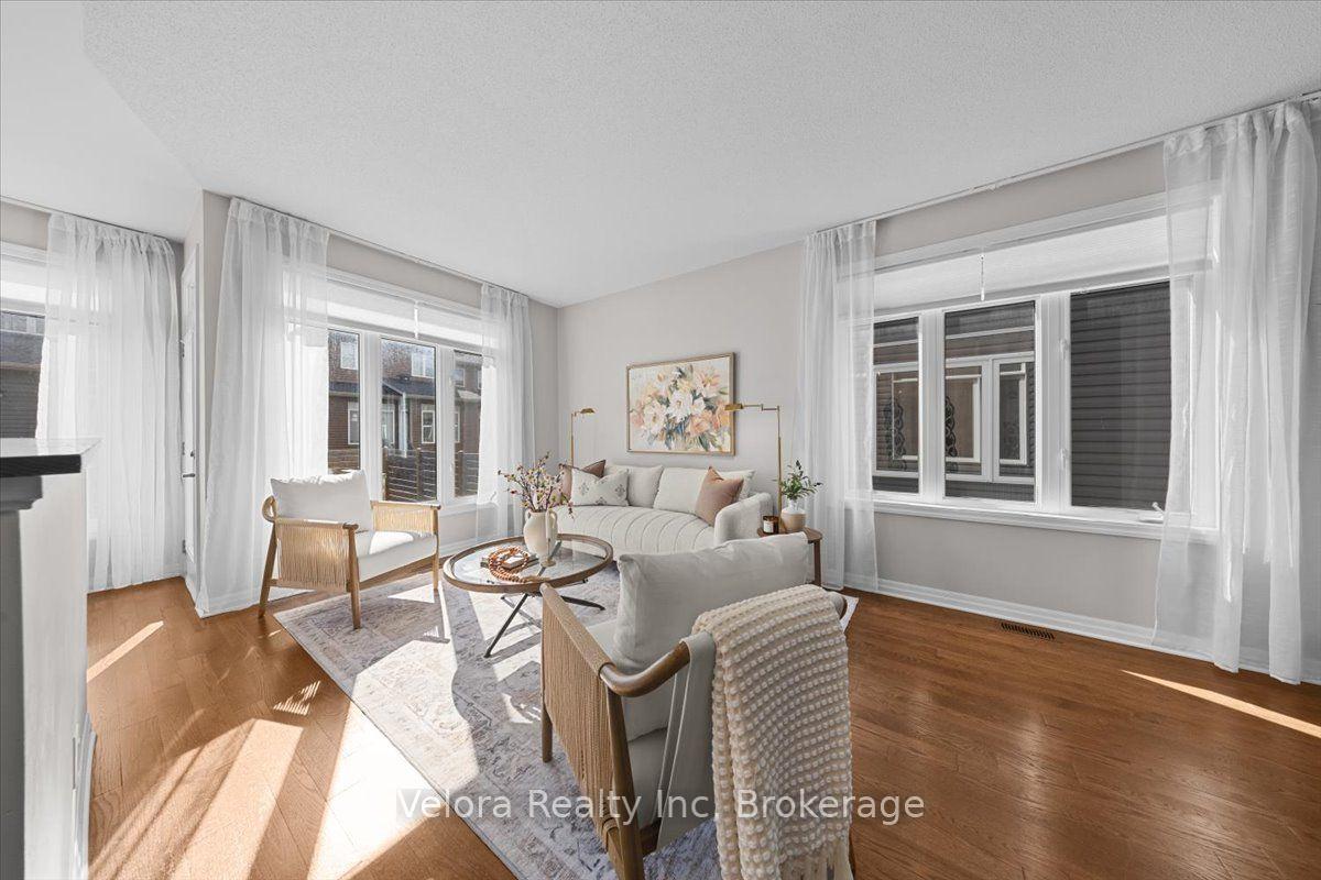 Photo 12 of 125 Overberg Way, Ottawa, Kanata - Emerald Meadows/Trailwest — HOMEH
