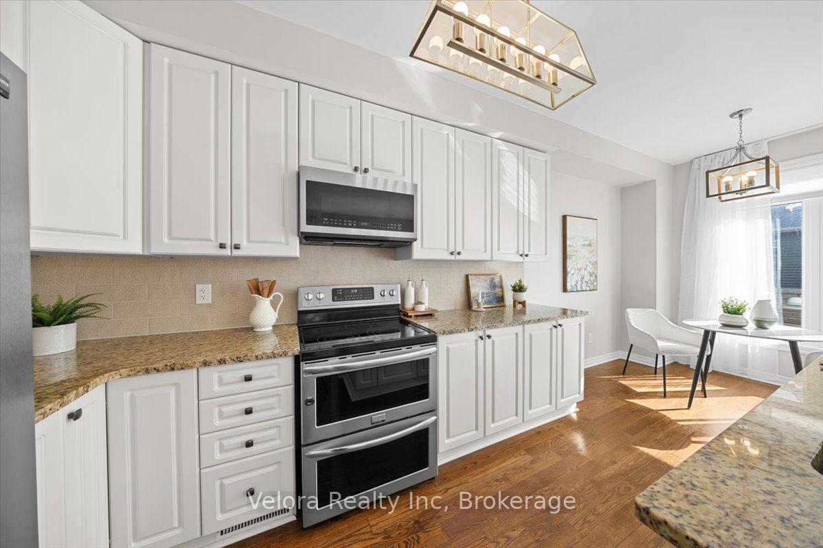 Photo 17 of 125 Overberg Way, Ottawa, Kanata - Emerald Meadows/Trailwest — HOMEH