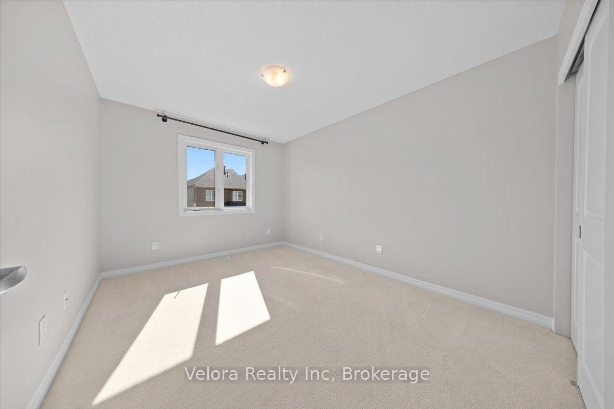 Photo 30 of 125 Overberg Way, Ottawa, Kanata - Emerald Meadows/Trailwest — HOMEH