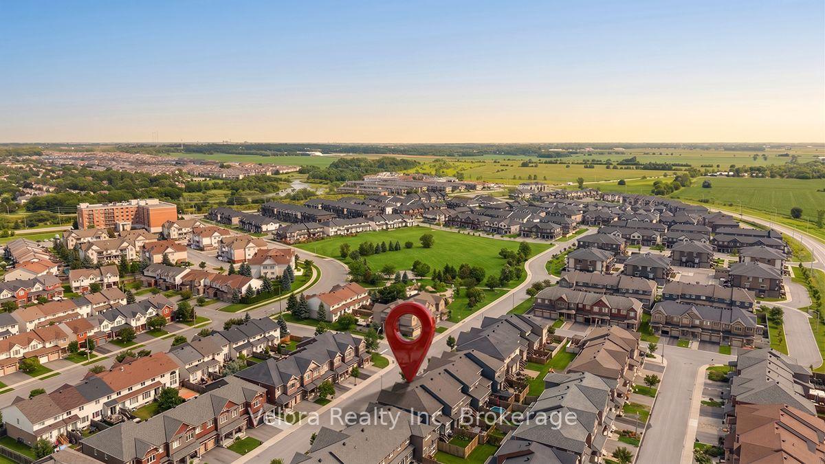 Photo 45 of 125 Overberg Way, Ottawa, Kanata - Emerald Meadows/Trailwest — HOMEH