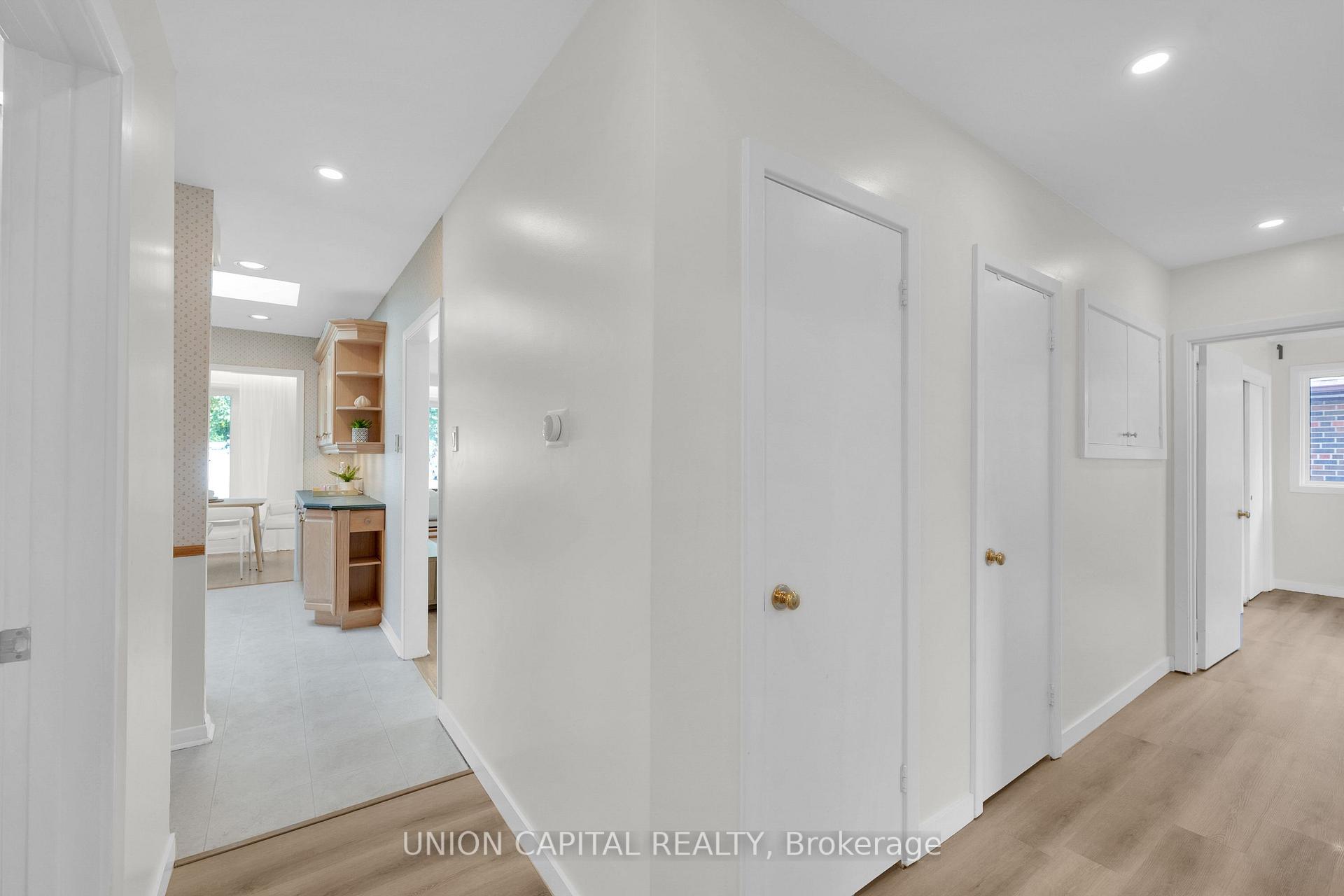 Photo 15 of 8 Baybrook Crescent, Scarborough, Woburn — HOMEH