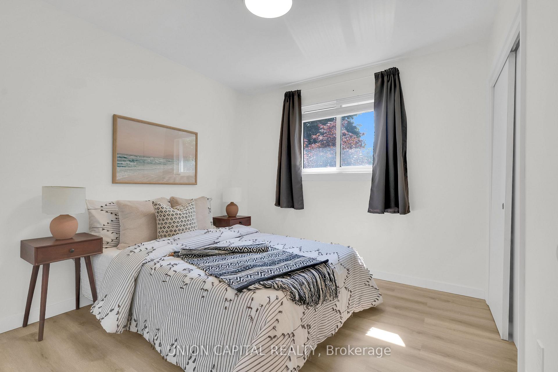 Photo 18 of 8 Baybrook Crescent, Scarborough, Woburn — HOMEH