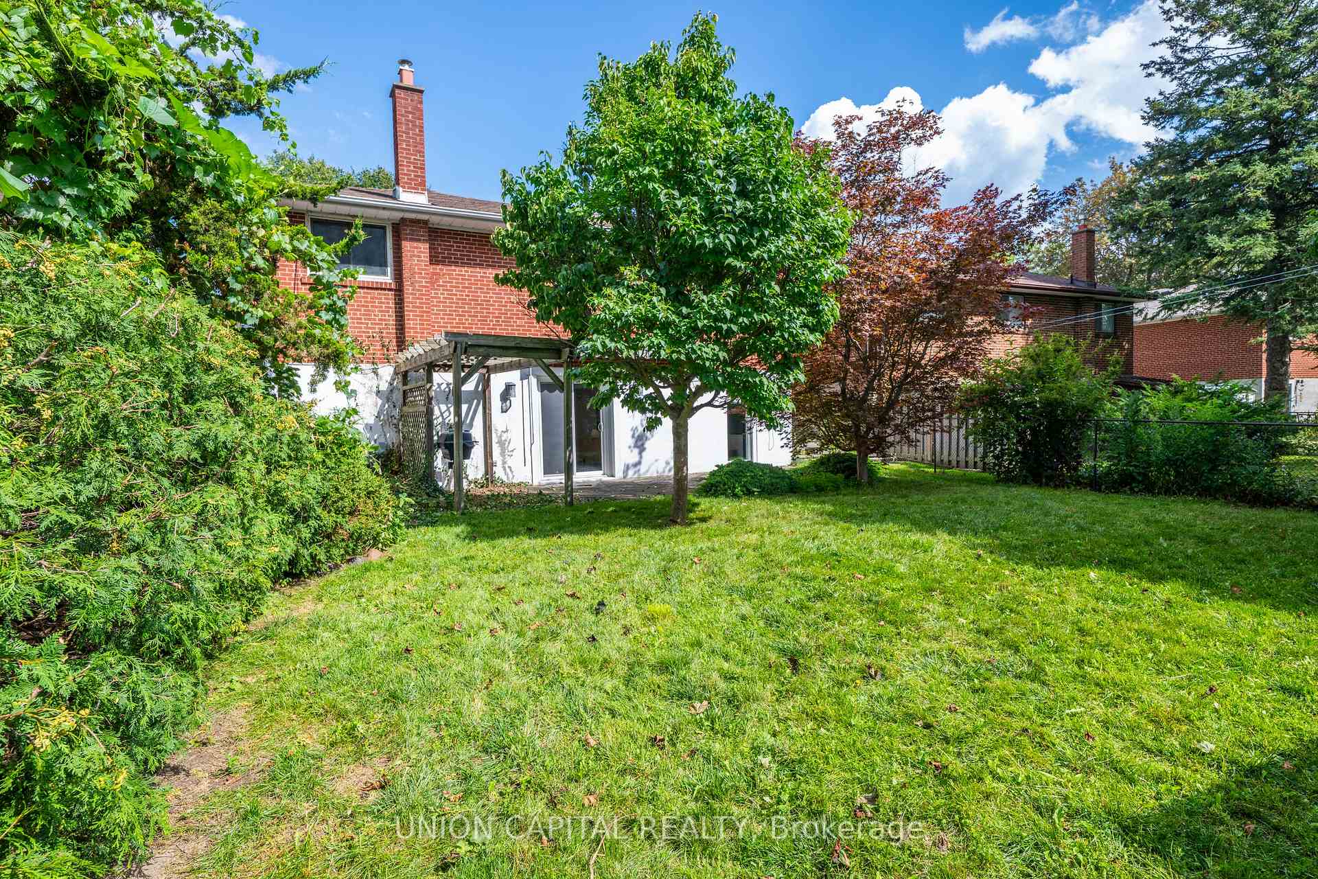 Photo 36 of 8 Baybrook Crescent, Scarborough, Woburn — HOMEH