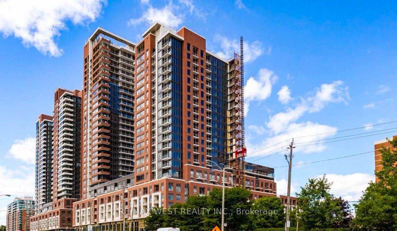 Front of Unit 1419, 4010 Eglinton Avenue W