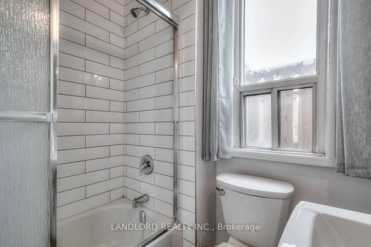 Photo 10 of Unit 2, 45 Clinton Street, Toronto, Palmerston-Little Italy — HOMEH