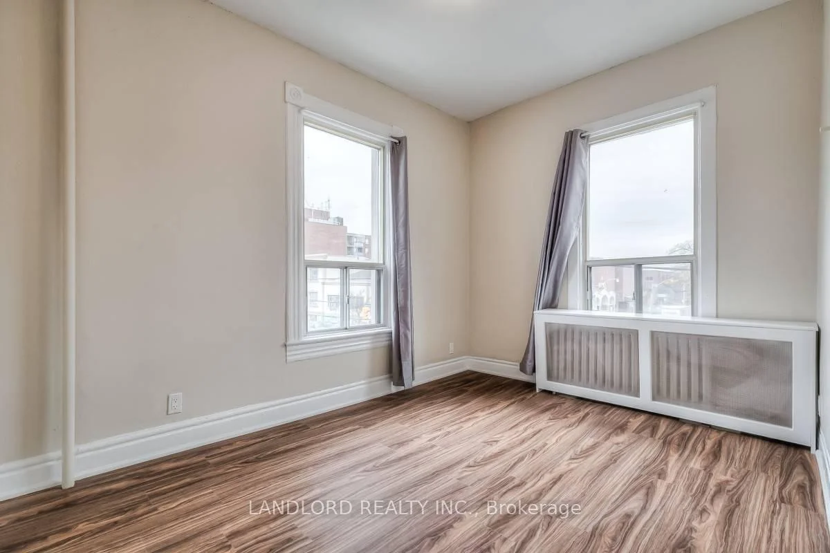 Photo 13 of Unit 2, 45 Clinton Street, Toronto, Palmerston-Little Italy — HOMEH