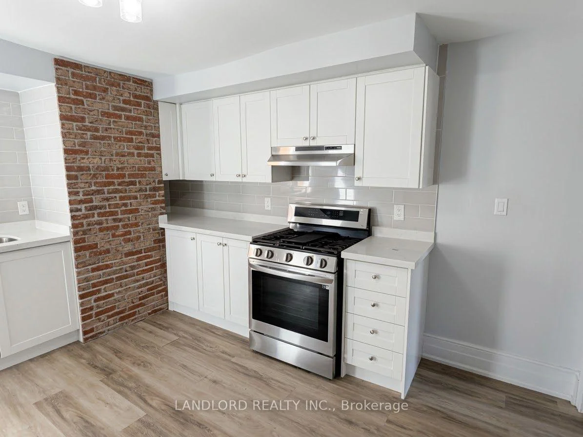 Photo 5 of Unit 2, 45 Clinton Street, Toronto, Palmerston-Little Italy — HOMEH