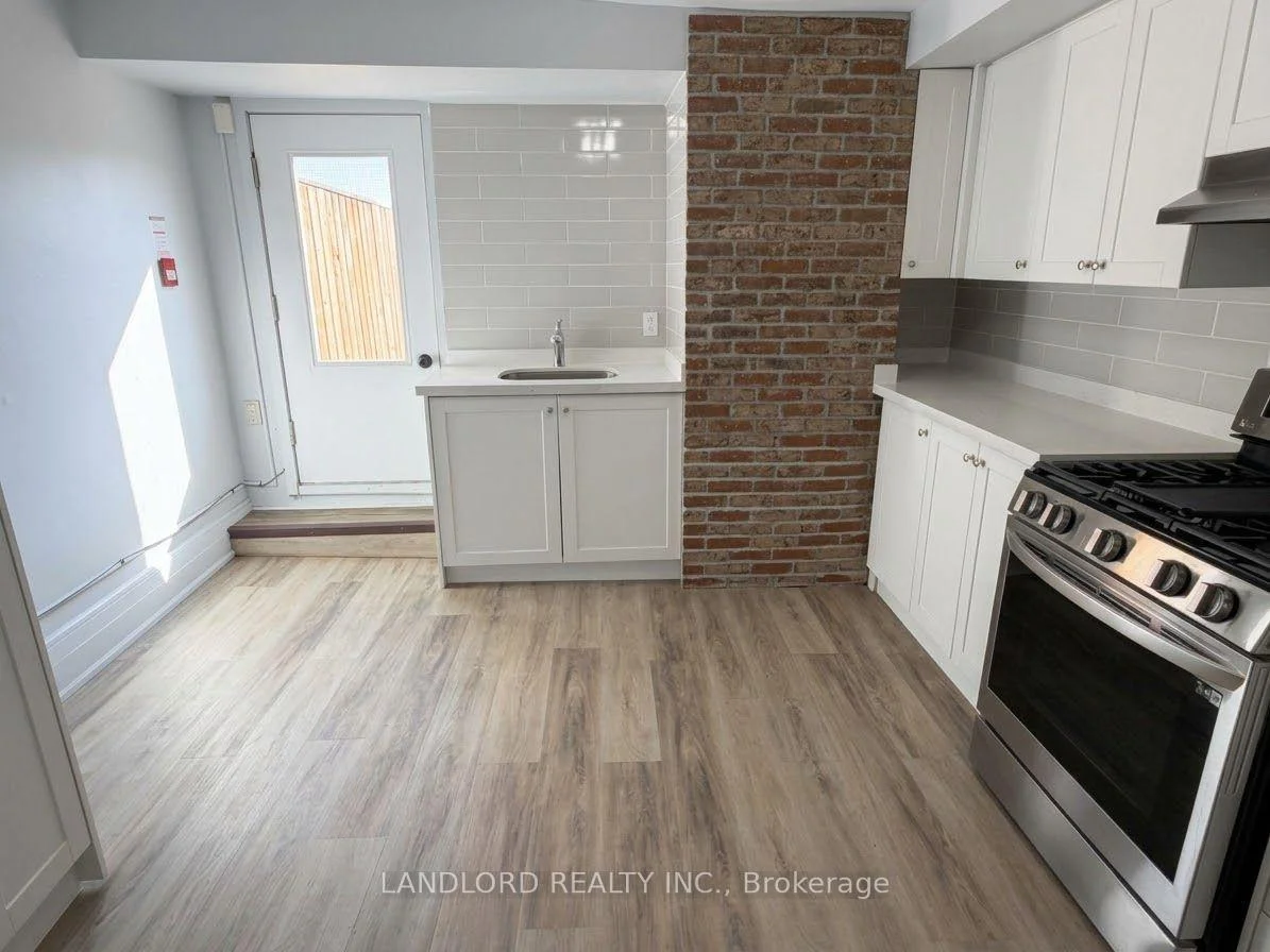 Photo 8 of Unit 2, 45 Clinton Street, Toronto, Palmerston-Little Italy — HOMEH