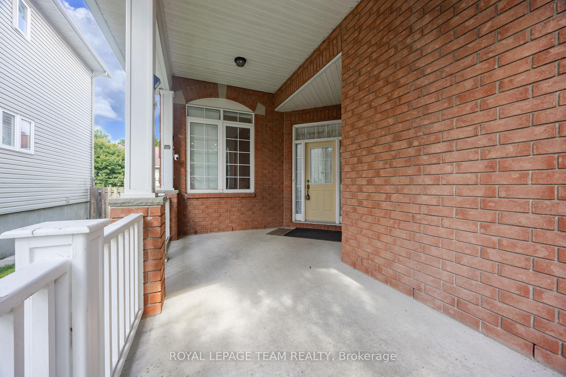 Photo 9 of 19 Dunn Street, Ottawa, Kanata - Beaverbrook — HOMEH