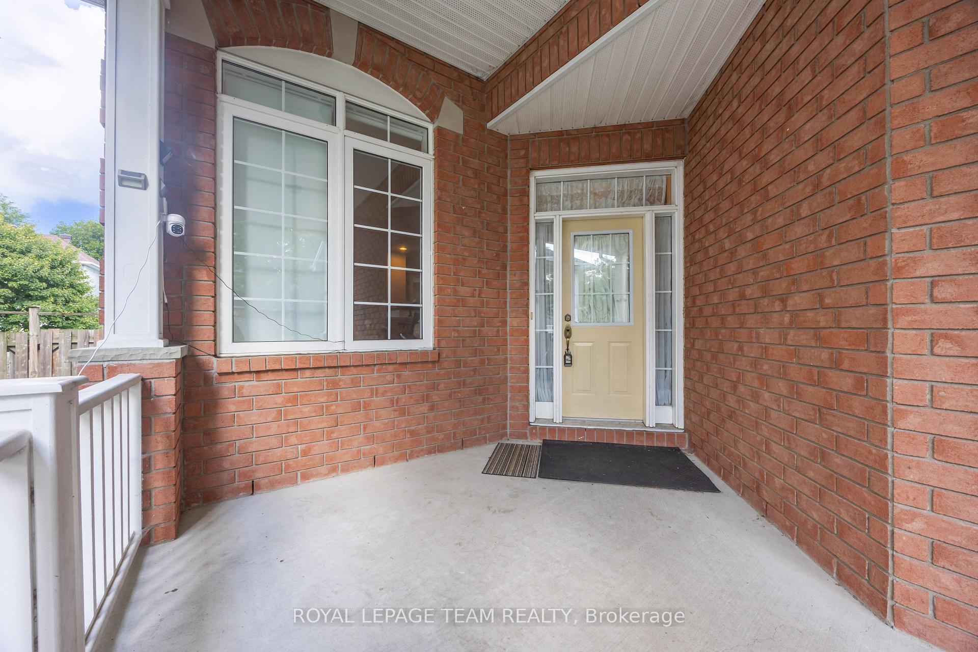 Photo 10 of 19 Dunn Street, Ottawa, Kanata - Beaverbrook — HOMEH
