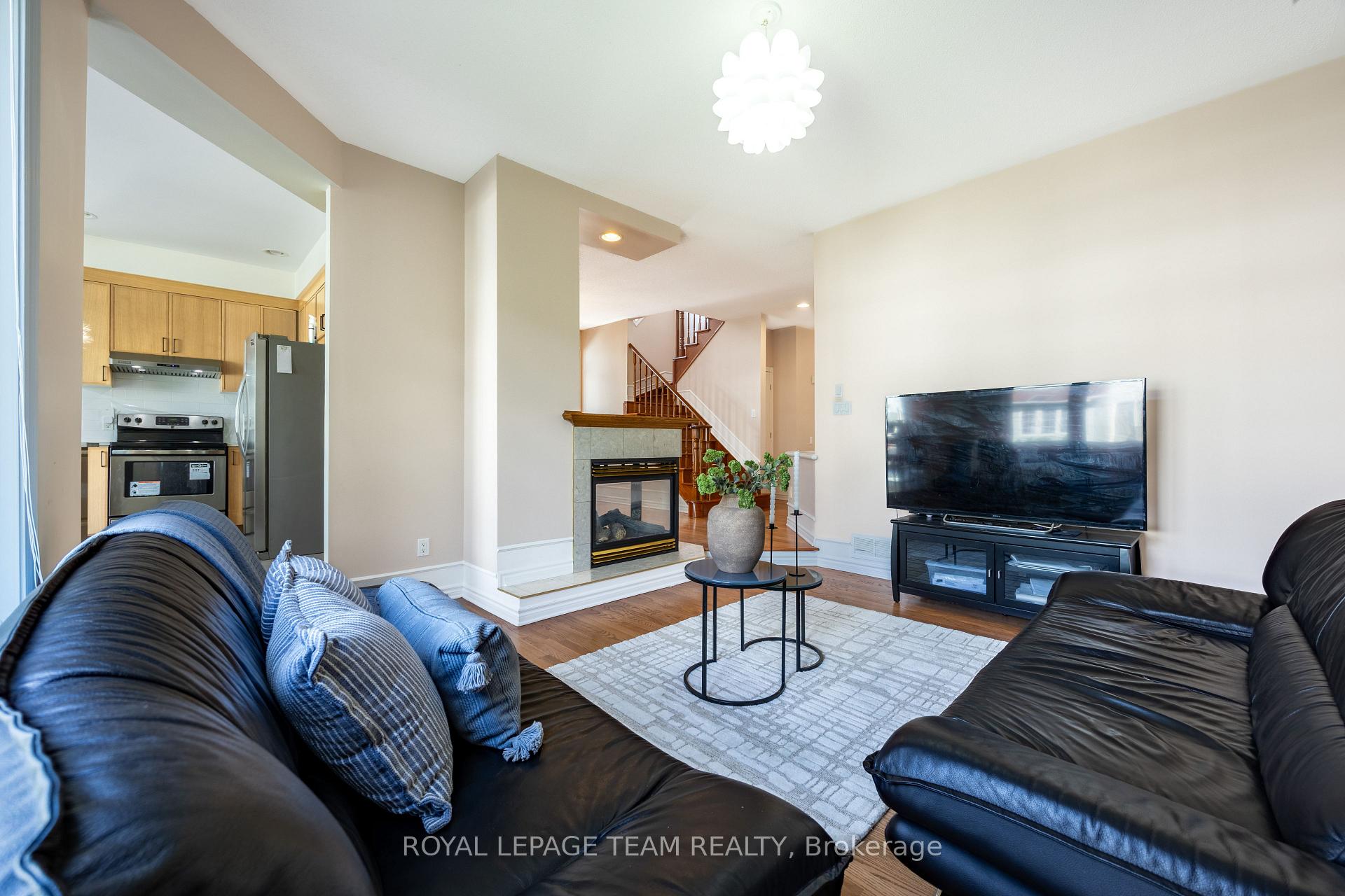 Photo 19 of 19 Dunn Street, Ottawa, Kanata - Beaverbrook — HOMEH