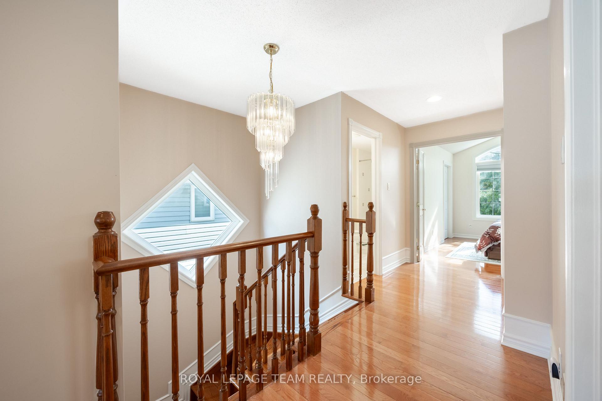 Photo 33 of 19 Dunn Street, Ottawa, Kanata - Beaverbrook — HOMEH