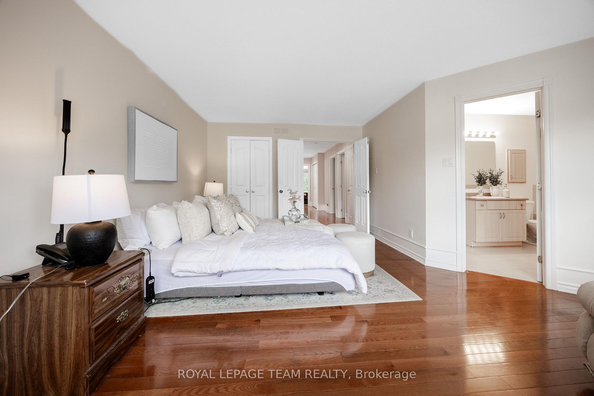 Photo 36 of 19 Dunn Street, Ottawa, Kanata - Beaverbrook — HOMEH