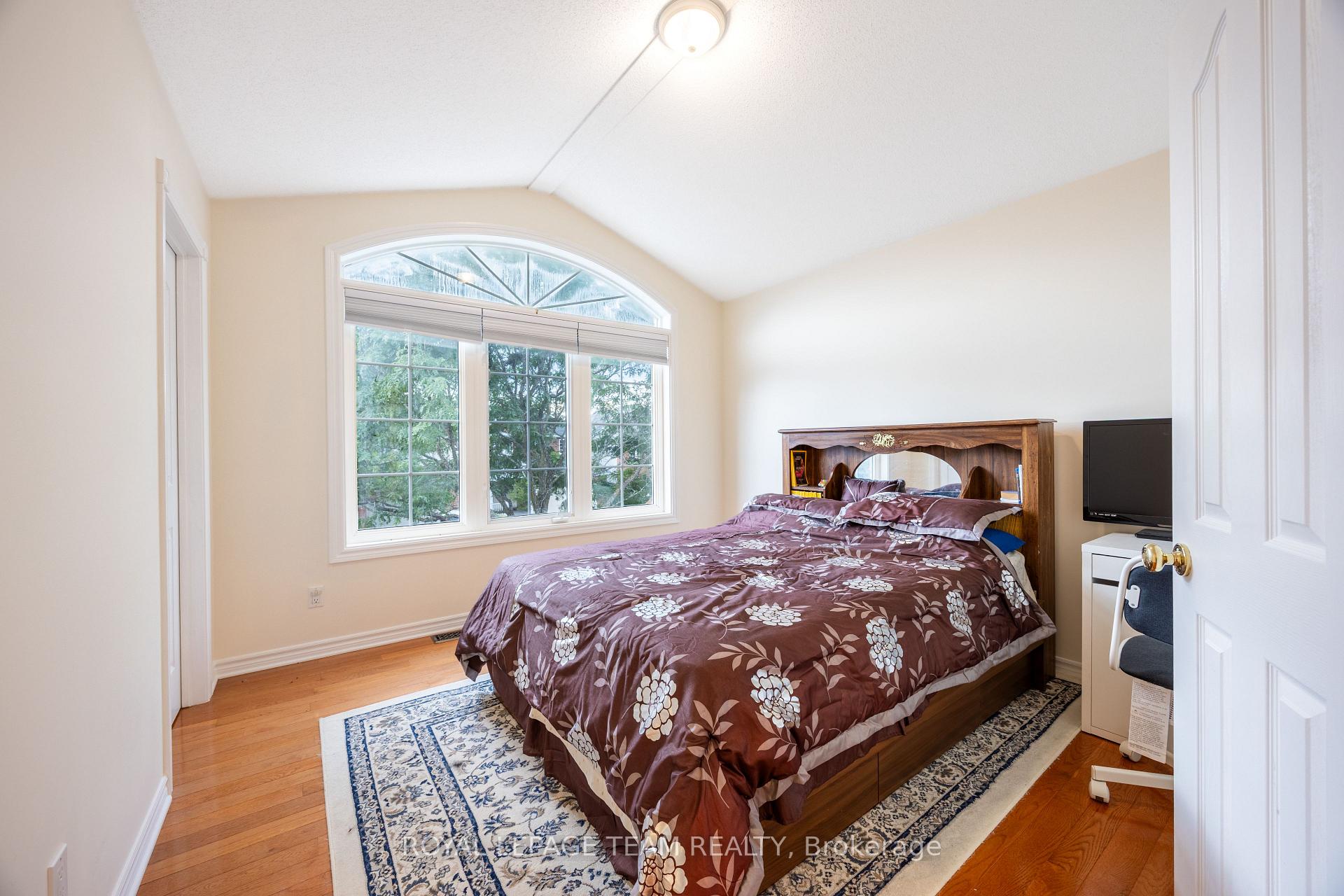 Photo 42 of 19 Dunn Street, Ottawa, Kanata - Beaverbrook — HOMEH
