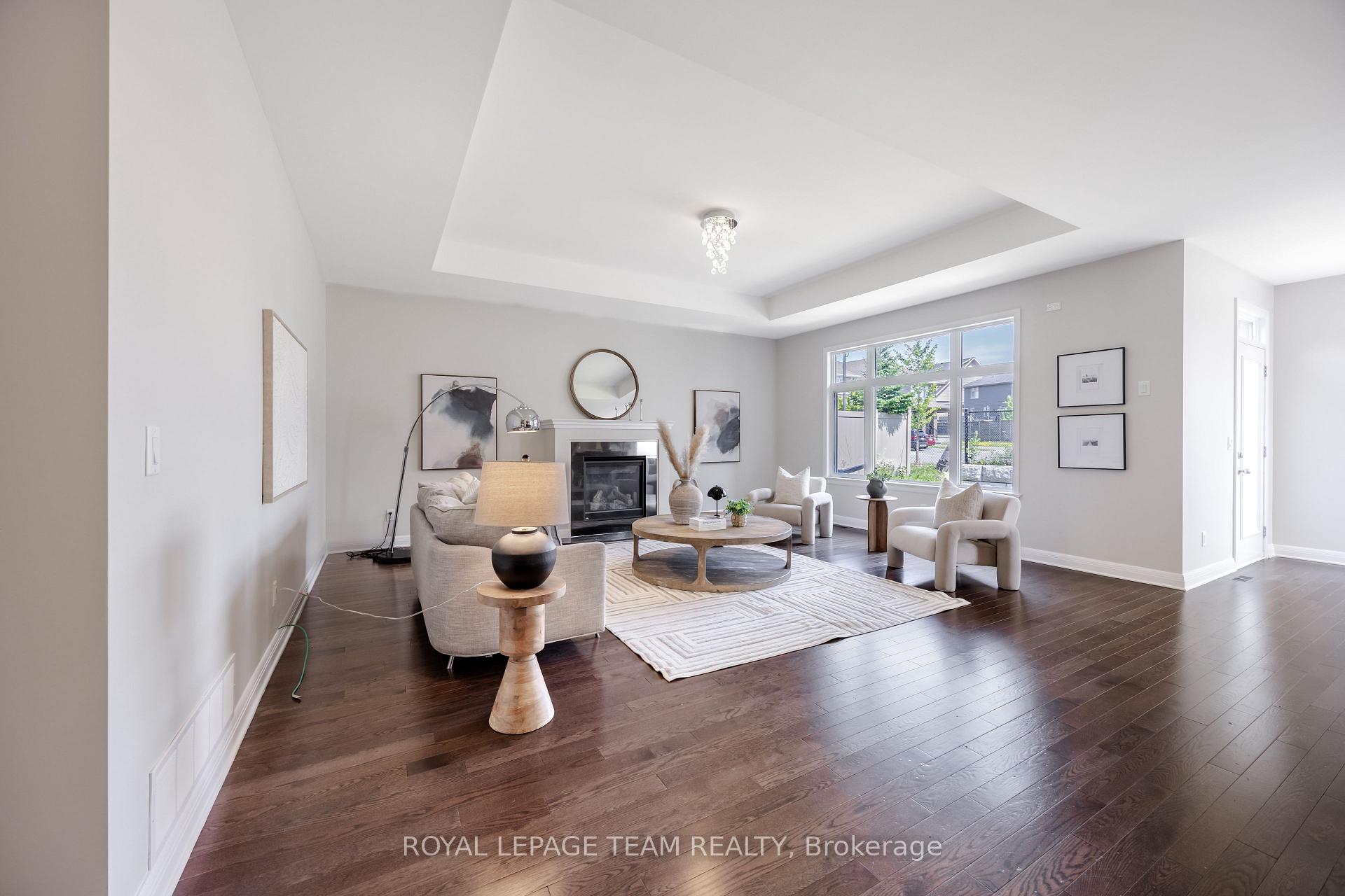 Photo 10 of 131 Escarpment Crescent, Ottawa, Kanata - Kanata Lakes/Heritage Hills — HOMEH