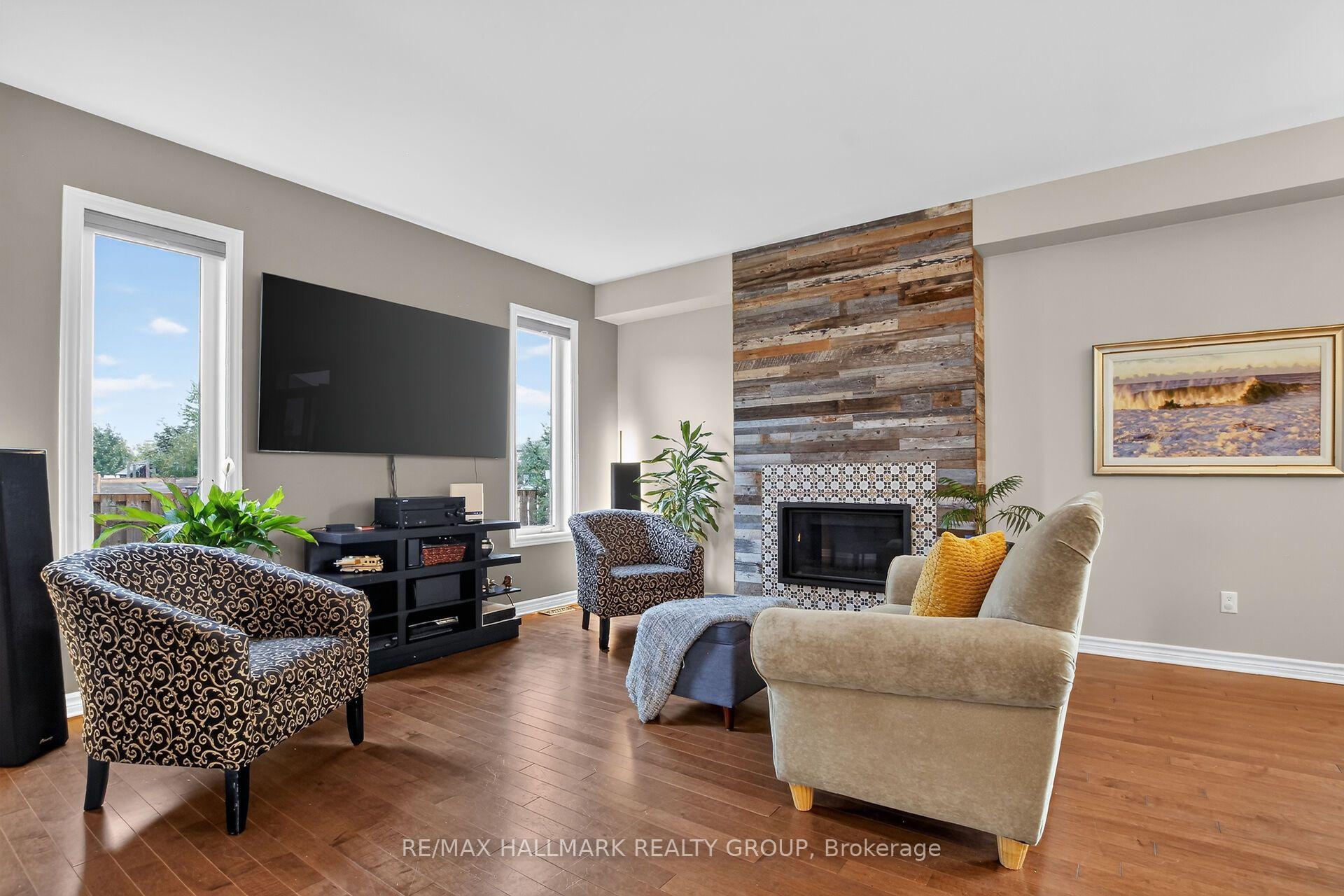 Photo 9 of 128 Francis Street, Carleton Place, Carleton Place — HOMEH