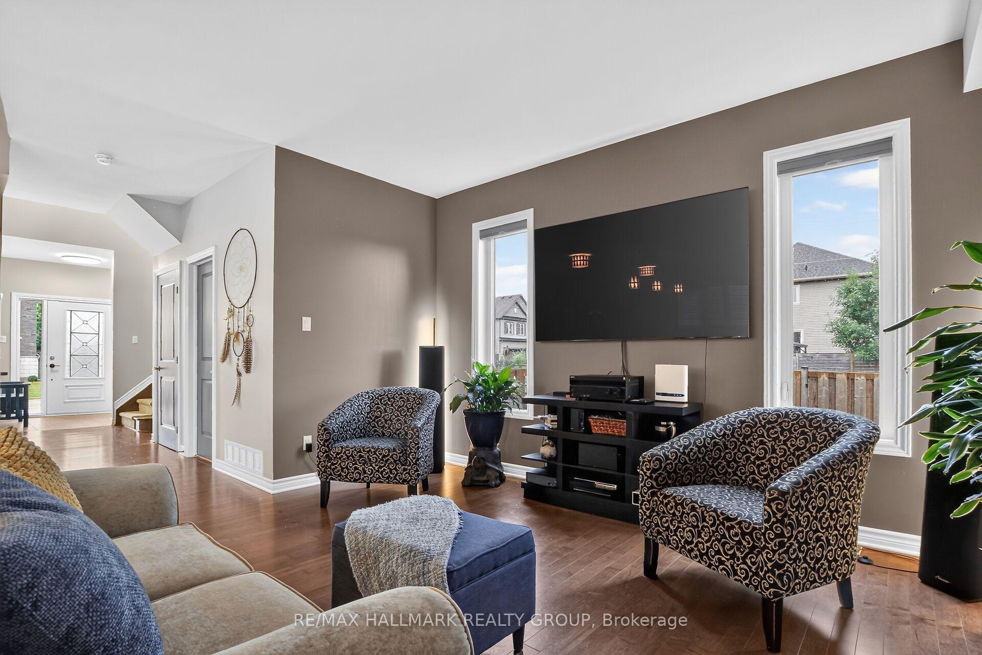 Photo 10 of 128 Francis Street, Carleton Place, Carleton Place — HOMEH