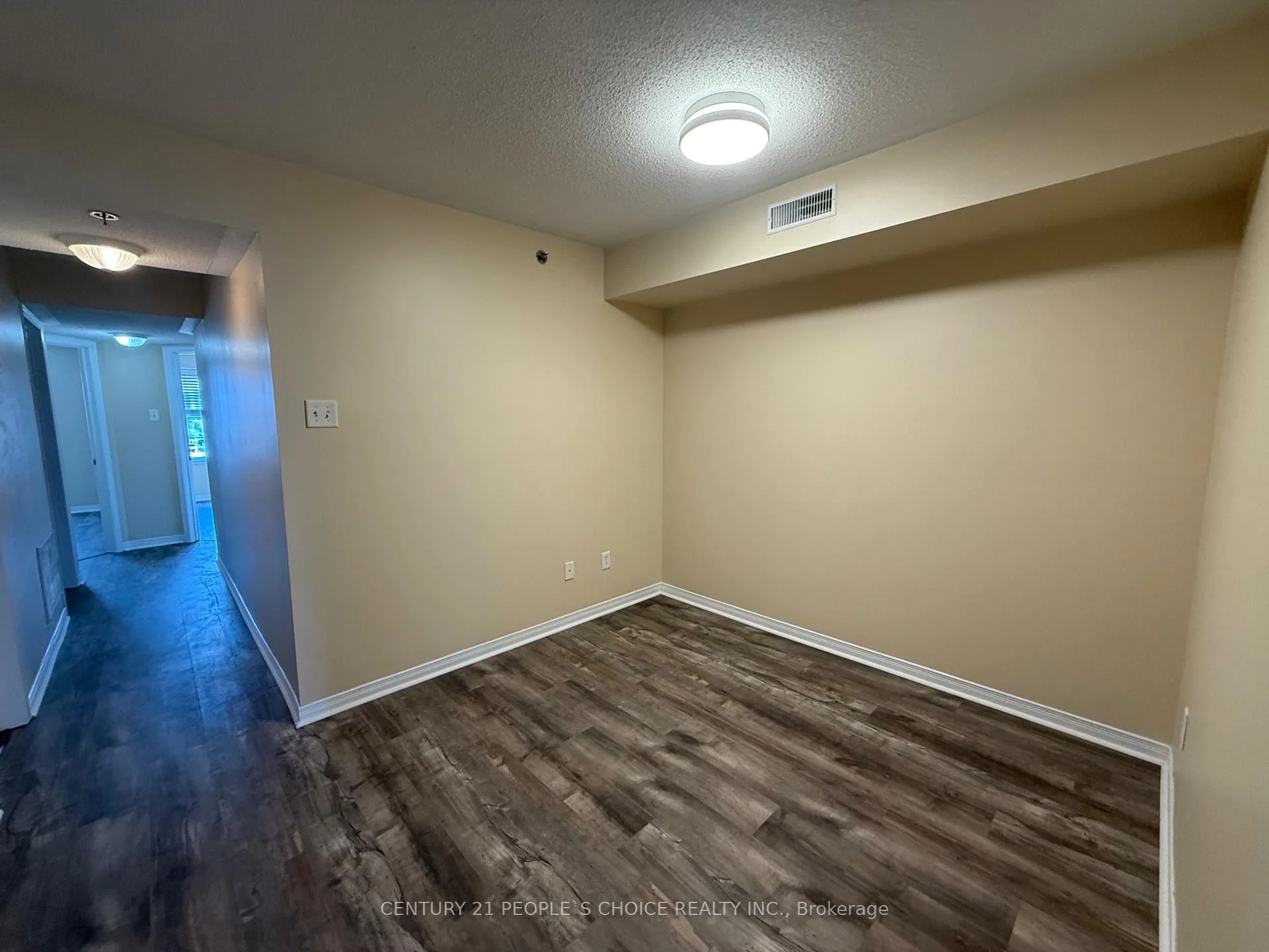 Photo 11 of Unit 2, 9699 Jane Street, Vaughan, Maple — HOMEH