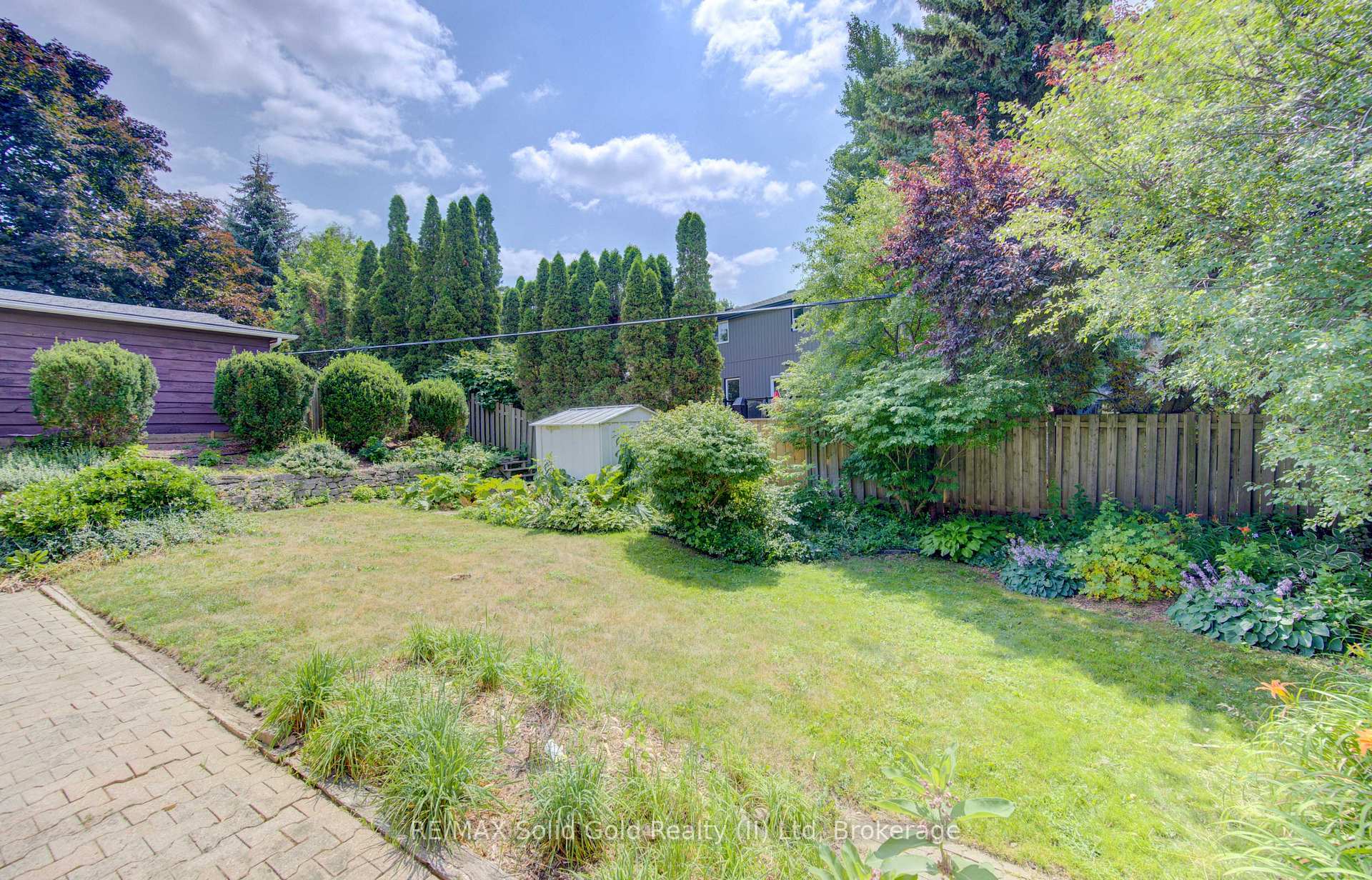 Photo 43 of 139 Trafalgar Avenue, Kitchener, Stanley Park — HOMEH